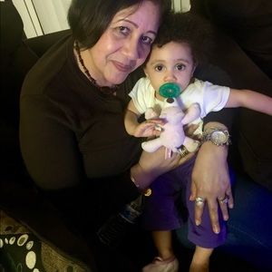 Meet your Posher, Migdalia